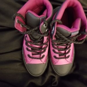 Converse leatherTennis shoes